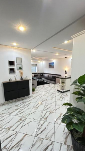 Appartement de charme entier